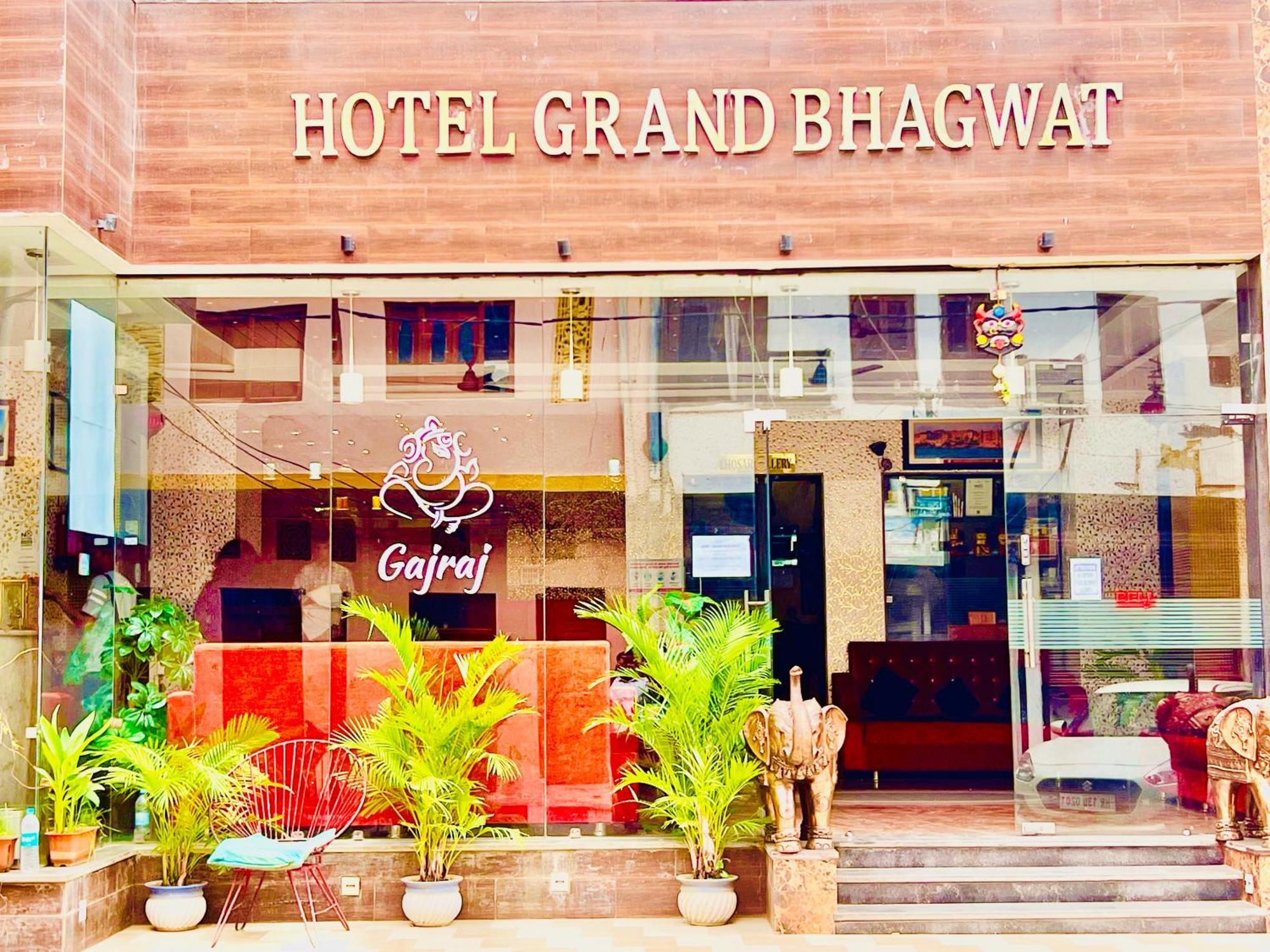 Hotel Grand Bhagwat, Удайпур Екстер'єр фото
